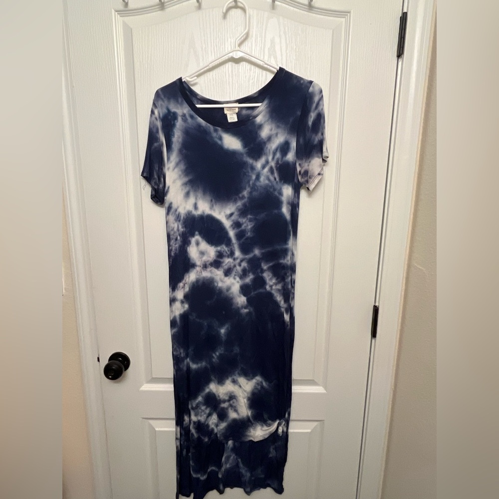 Caution To The Wind Tie-Dye Midi Dress - Navy and White